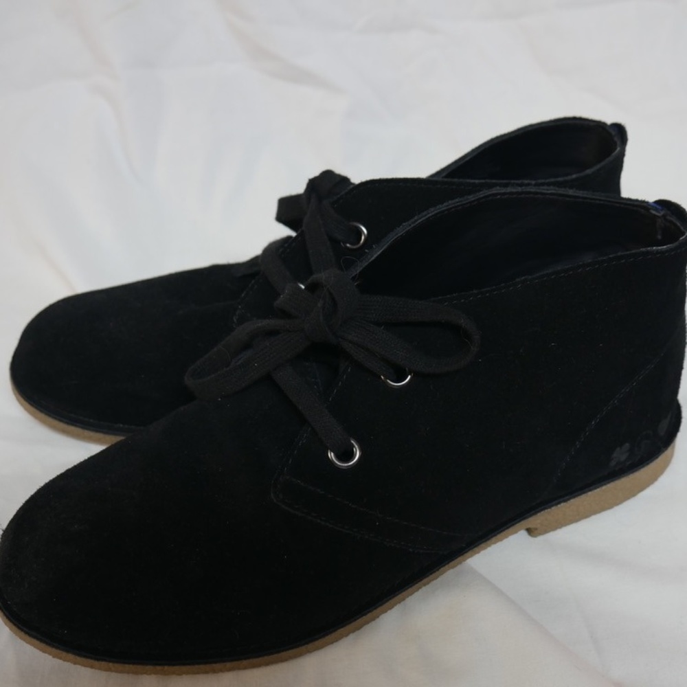 9.5 Lucky Brand Suede Booties